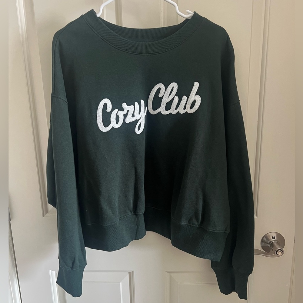 NWT Cozy Club Crop Sweatshirt - XL